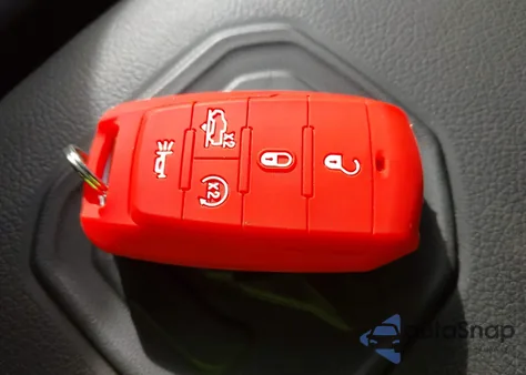 2025 Ram 2500 Laramie 4X4 6'4 Box из США, поврежденный, VIN 3C6UR5FJ1SG529516